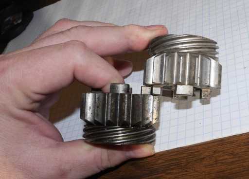 Sportster_35750-54_Countershaft-low-gear_ground-2.jpg