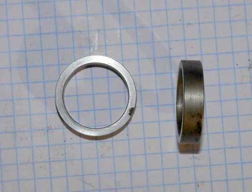 Sportster_35809-58_Countershaft-spacer_1958-1984.jpg