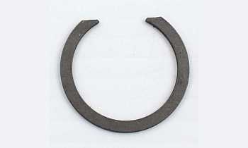 Mainshaft roller retainer ring
