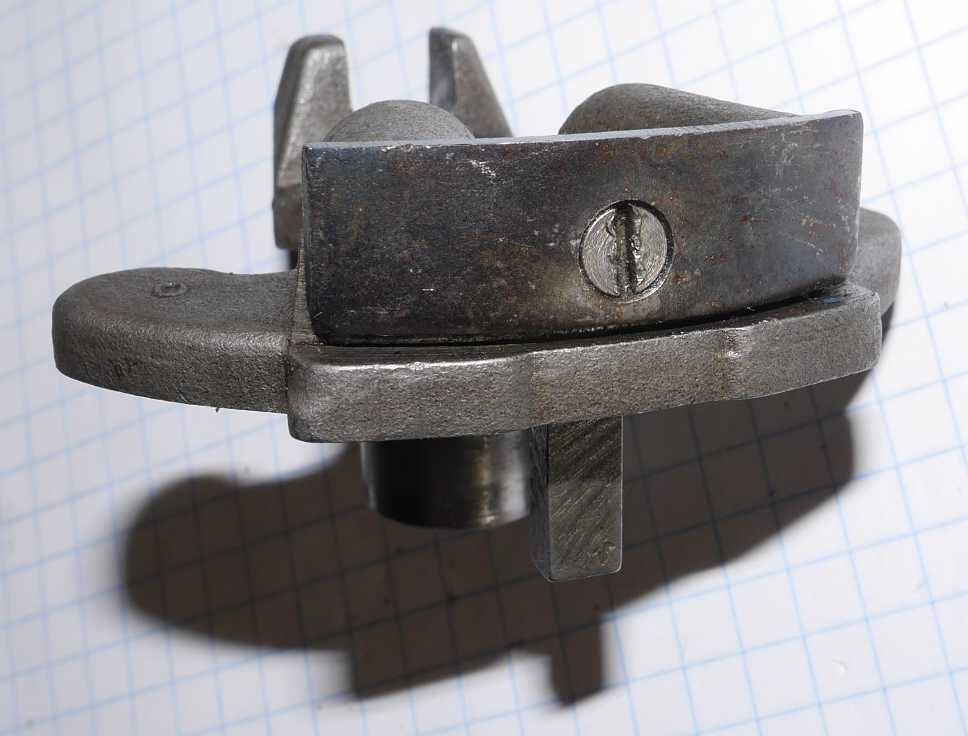Sportster_34525-70_Shifter-pawl-retainer_1952-1971.jpg