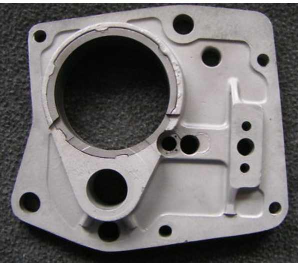 Sportster_34844-57A_Trap-door_rt.jpg