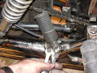1972_Sportster_exhaust_36
