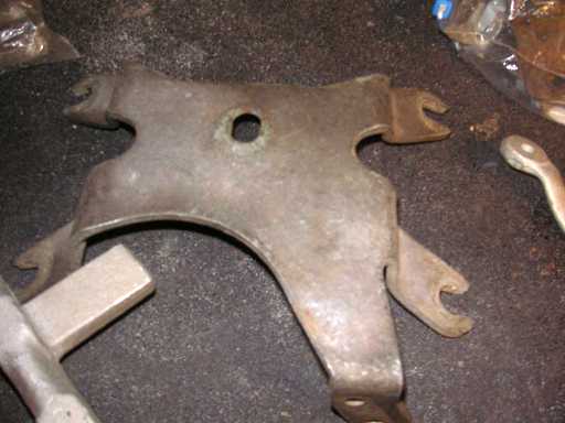 Sportster_garage_peg-kickstand-tub-07