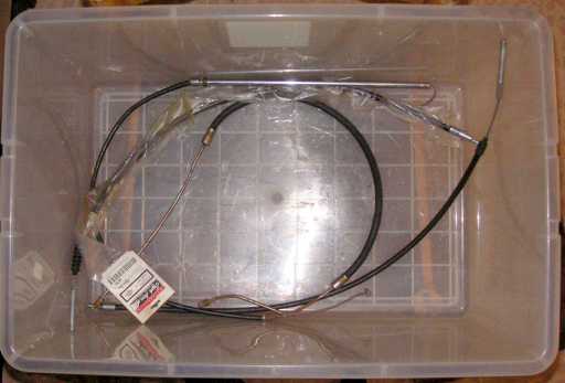 Sportster_garage_brake-tub-01