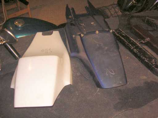 Sportster_garage_front-end-shelf-03