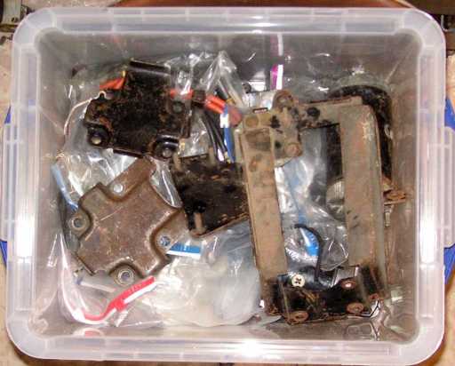 Sportster_garage_ignition-tub-01