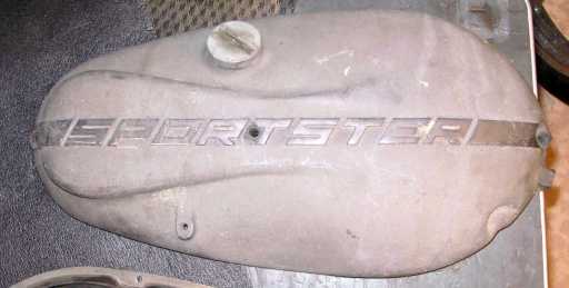 Sportster_garage_primary-and-sprocket-cover-tub-02