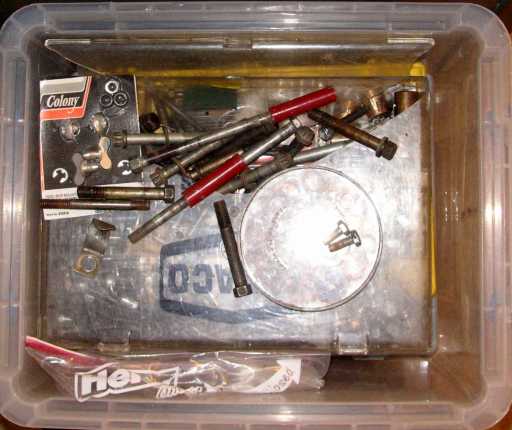 Sportster_garage_small-parts-bins-01