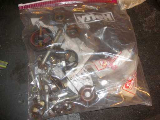 Sportster_garage_small-parts-bins-05
