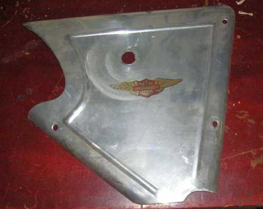 Sportster_garage_gas-tank-cabinets-12