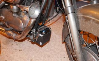 Sportster-battery-replacement_16