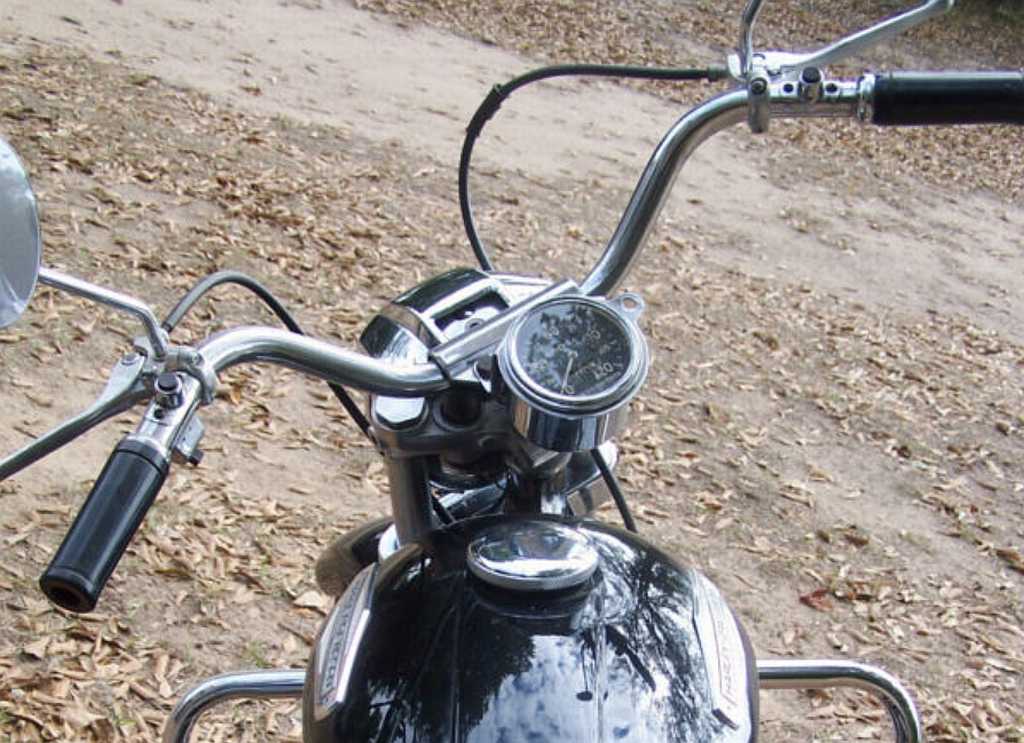 1960_Sportster_XLH_gauge.jpg