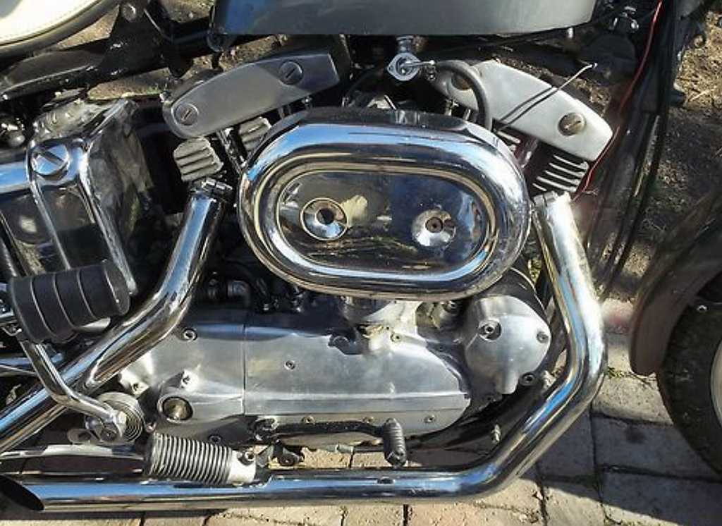 1966_Sportster_XLCH_eng_lf.jpg