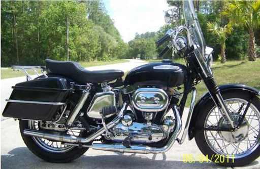 Sportster Guy's cruzin' 1967