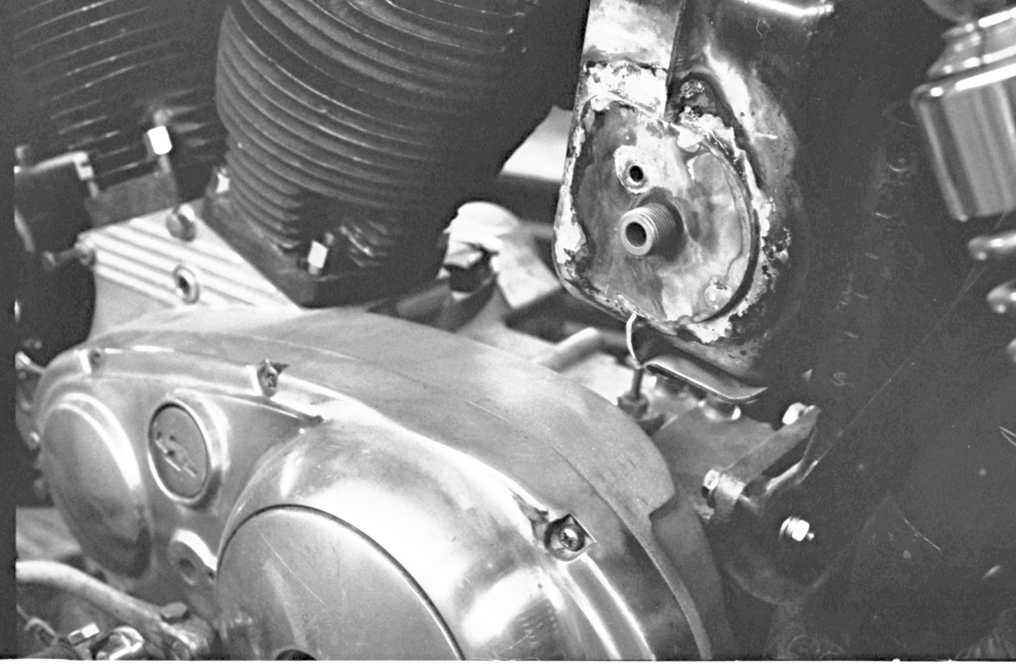 1977-Sportster-XLCH_oil-filter.jpg