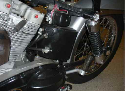 1965_Sportster_XLCH_oil_lf.jpg