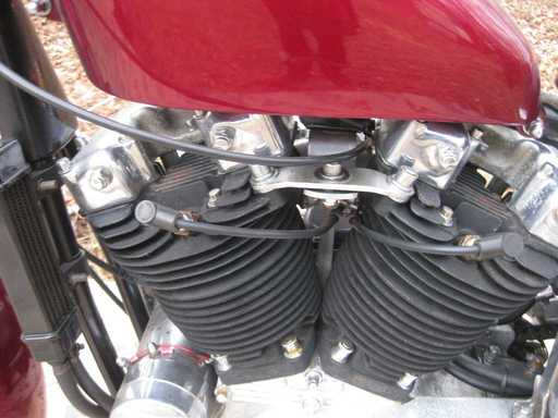 1969_Sportster_XLCH_eng_lf.jpg