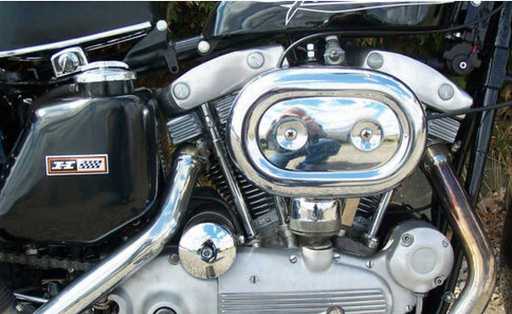 1970_Sportster_XLH_eng_rt.jpg