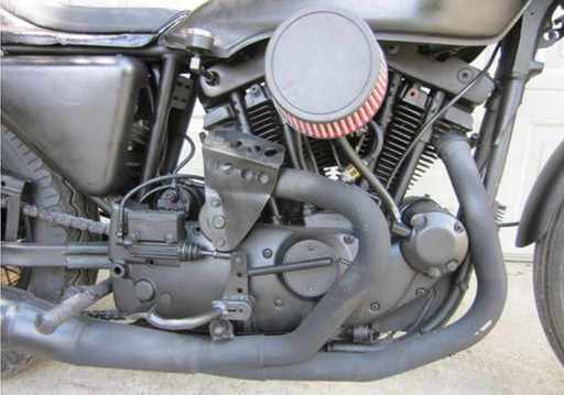 1979_Sportster_bobber_eng_rt.jpg