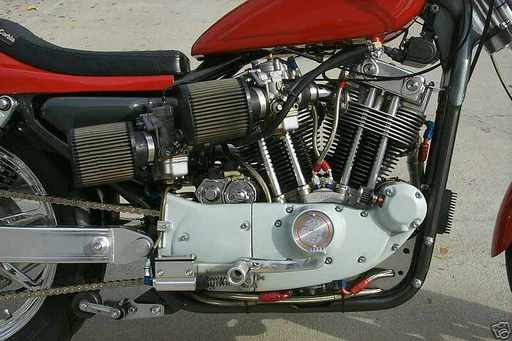 1983_Sportster_XR100_eng_rt.JPG