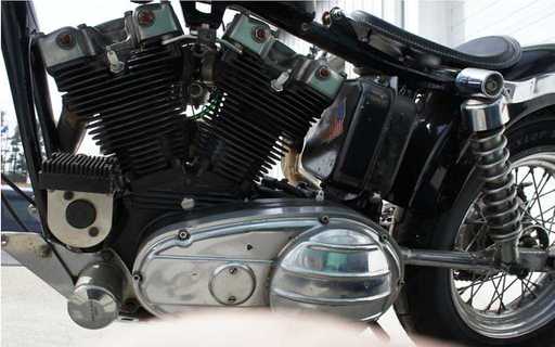 1968_Sportster_XLCH_eng_lf.jpg